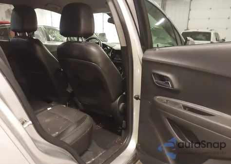 2018 Chevrolet Trax Lt z USA, uszkodzony, nr VIN KL7CJLSB2JB651515